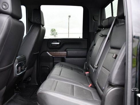 Used 2021 GMC Sierra 3500 Denali w/ Technology Package AWD/4WD image 26
