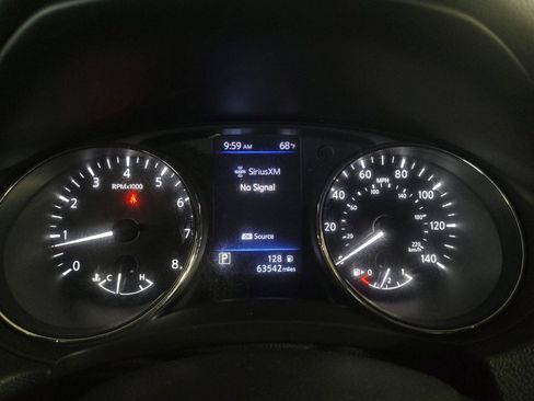 Used 2020 Nissan Rogue S FWD image 23