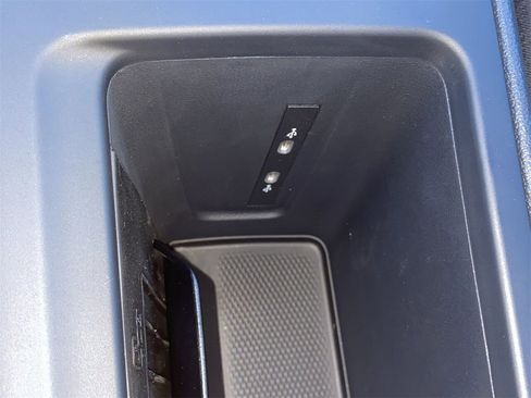 New 2025 Volkswagen Tiguan S image 24