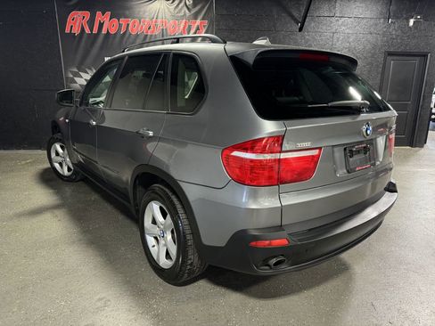 Used 2010 BMW X5 xDrive30i image 3