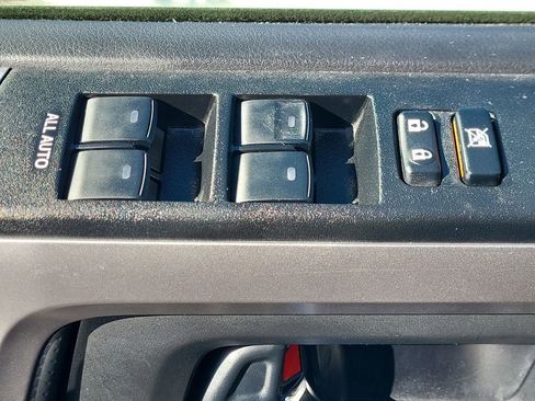 Used 2023 Toyota 4Runner SR5 image 7