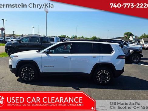Used 2026 Jeep Cherokee Limited AWD/4WD image 5