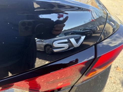 Used 2024 Nissan Altima 2.5 SV AWD/4WD image 6