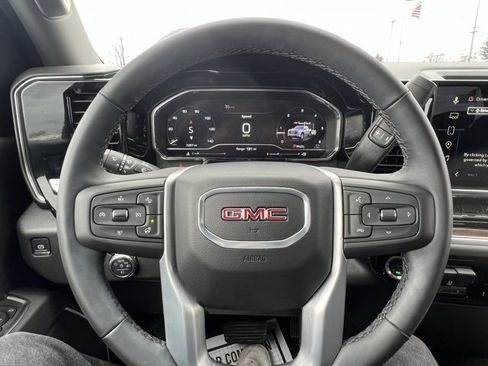 Certified 2025 GMC Sierra 1500 Elevation image 13