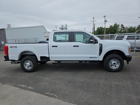 New 2026 Ford F350 XL w/ XL Off-Road Package AWD/4WD image 14