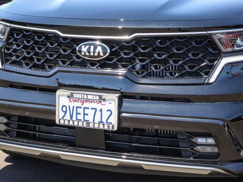 Used 2021 Kia Sorento EX FWD image 8