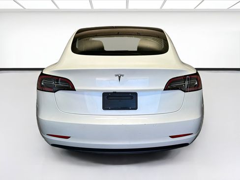 Used 2019 Tesla Model 3 Standard Range RWD image 5