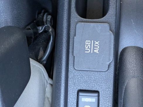 Used 2015 Nissan Versa Note FWD image 20