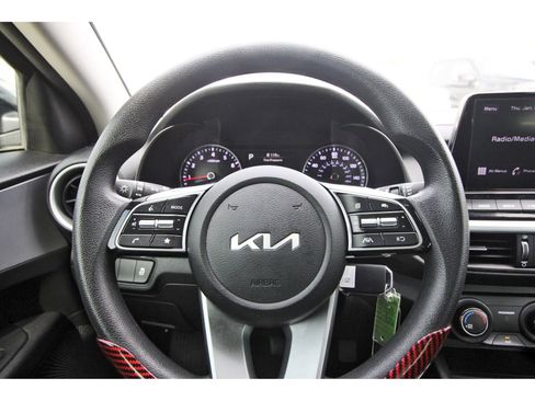 Used 2024 Kia Forte LXS image 16