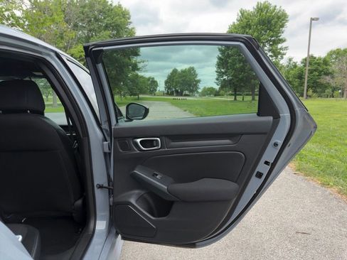 Used 2023 Honda Civic Sport image 33