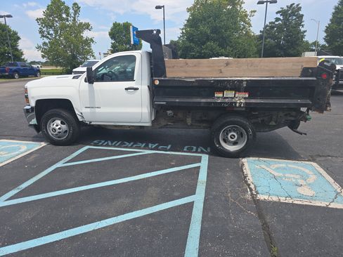 Used 2019 Chevrolet Silverado 3500 W/T w/ WT Convenience Package AWD/4WD image 5
