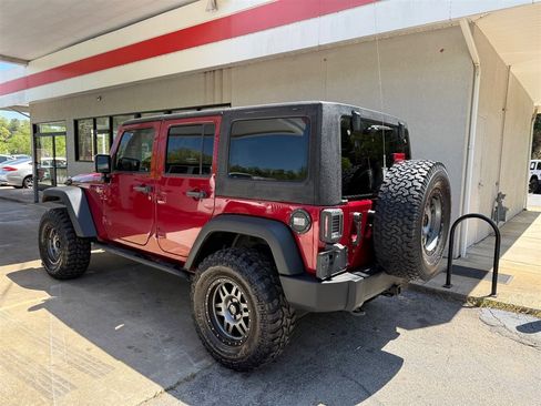 Used 2012 Jeep Wrangler Unlimited Sport w/ PWR Convenience Group AWD/4WD image 10