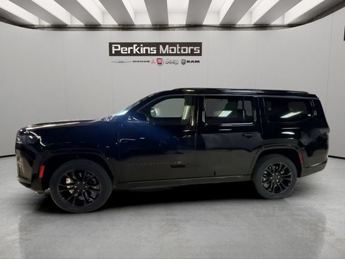 New 2026 Jeep Grand Wagoneer Summit AWD/4WD image 2