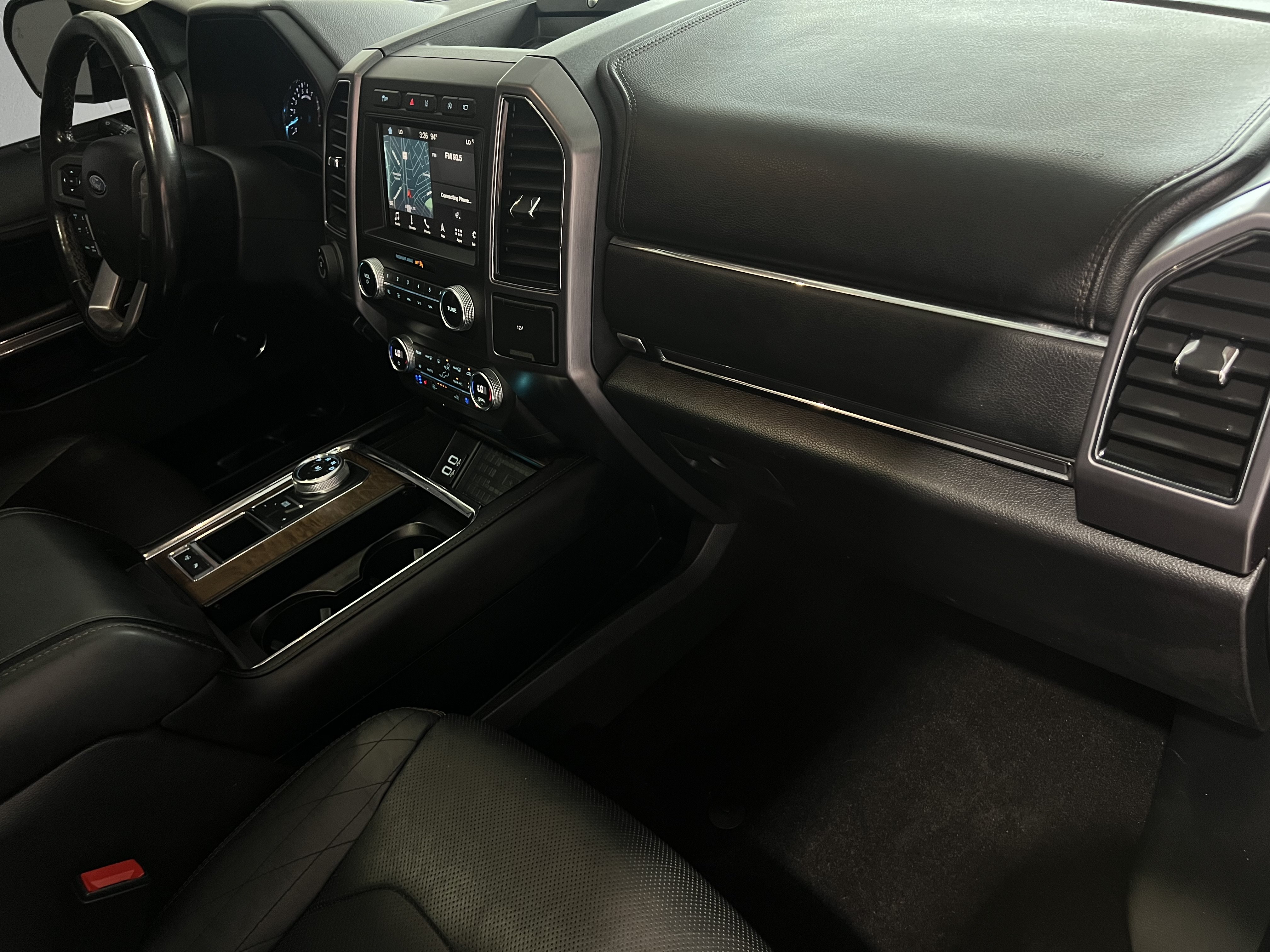 Used 2019 Ford Expedition Platinum RWD image 23