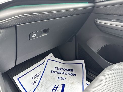 Used 2024 Volkswagen Atlas Cross Sport SEL Premium R-Line image 42