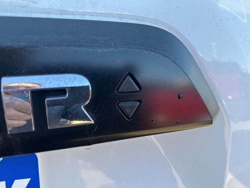 Used 2024 Toyota 4Runner TRD Off-Road image 7