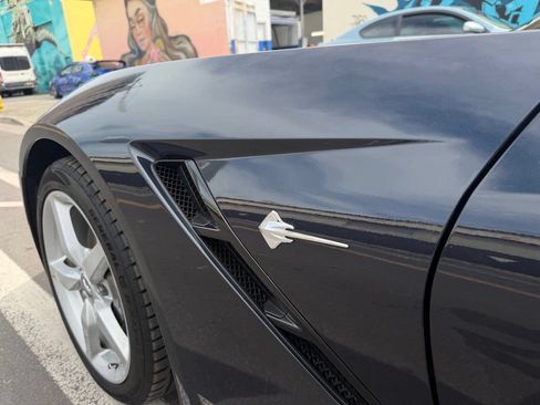 Used 2015 Chevrolet Corvette Stingray Coupe RWD image 10