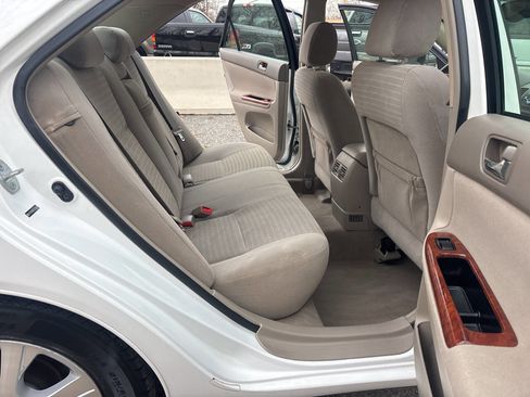 Used 2005 Toyota Camry XLE image 27