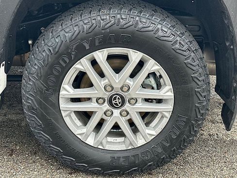 Certified 2025 Toyota Sequoia SR5 AWD/4WD image 31
