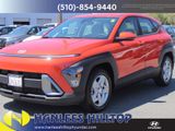 Used 2024 Hyundai Kona SE image 2