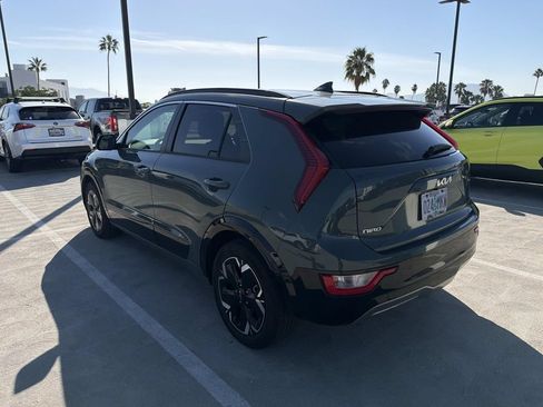 Used 2023 Kia Niro Wind w/ Wind Preserve Package FWD image 9