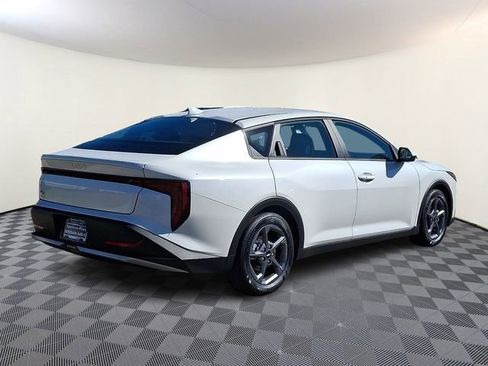New 2026 Kia K4 FWD image 6
