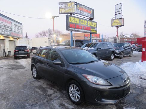 Used 2012 MAZDA MAZDA3 i Touring image 3