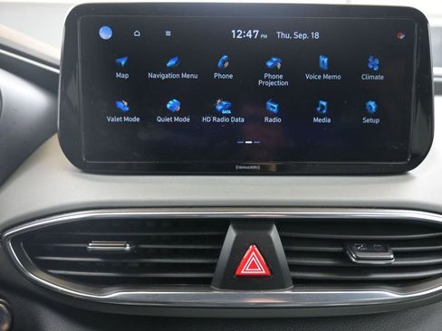 Used 2023 Hyundai Santa Fe SEL image 32