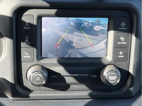 Used 2019 Jeep Wrangler Unlimited Sport S image 17