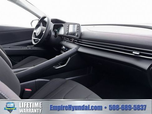 New 2026 Hyundai Elantra Hybrid FWD image 15