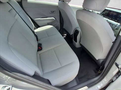 Used 2024 Hyundai Kona SEL FWD image 19
