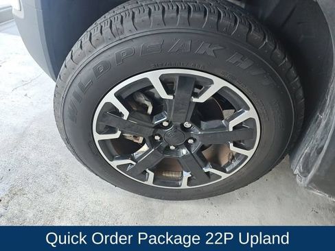 Used 2023 Jeep Renegade Latitude AWD/4WD image 10