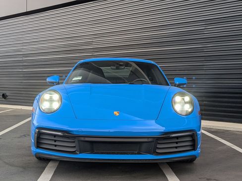 Certified 2022 Porsche 911 Carrera image 6