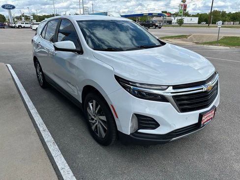 Used 2023 Chevrolet Equinox LT image 6