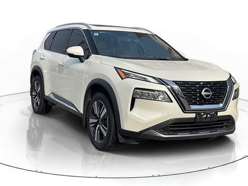 Used 2023 Nissan Rogue SL AWD/4WD image 2