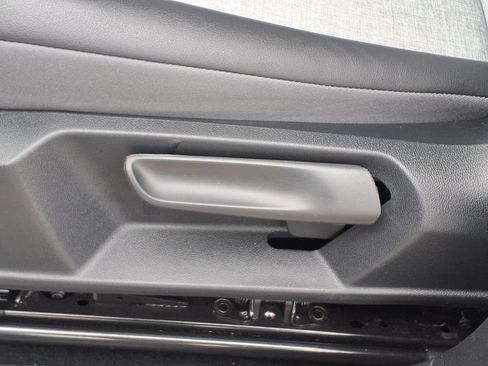 Used 2023 Volkswagen ID.4 Pro RWD image 11
