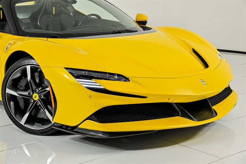 Used 2024 Ferrari SF90 Spider AWD/4WD image 2