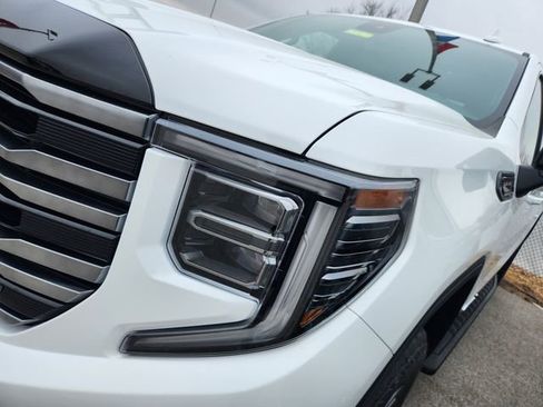 New 2026 GMC Sierra 1500 AT4 w/ AT4 Premium Package AWD/4WD image 26