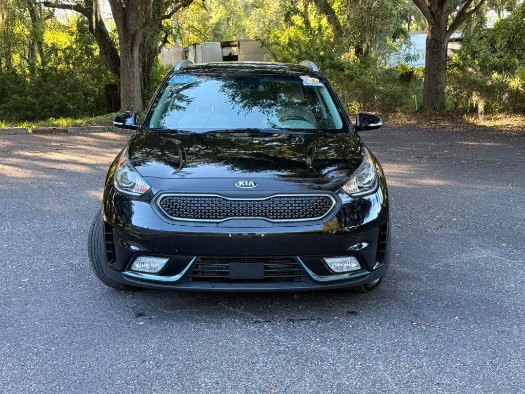 Used 2018 Kia Niro EX FWD image 2