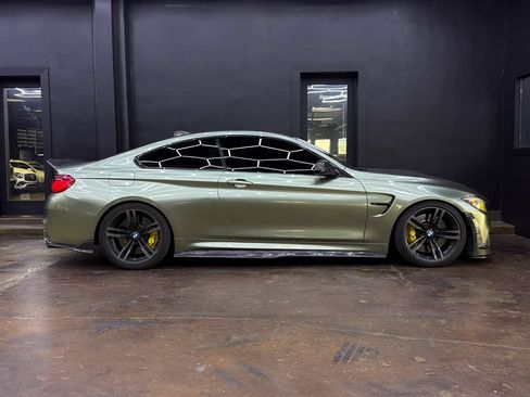 Used 2018 BMW M4 Coupe RWD image 10