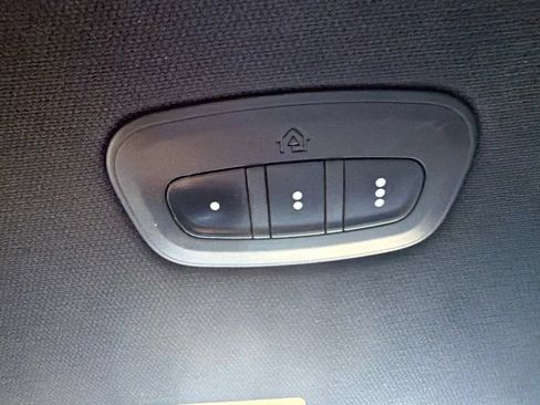 Used 2020 RAM 1500 Big Horn AWD/4WD image 18