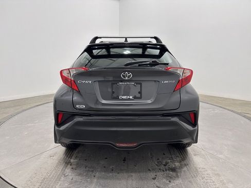 Used 2022 Toyota C-HR Limited image 6