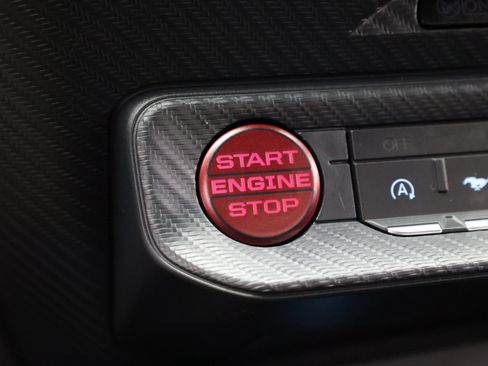 Used 2024 Ford Mustang Coupe RWD image 23