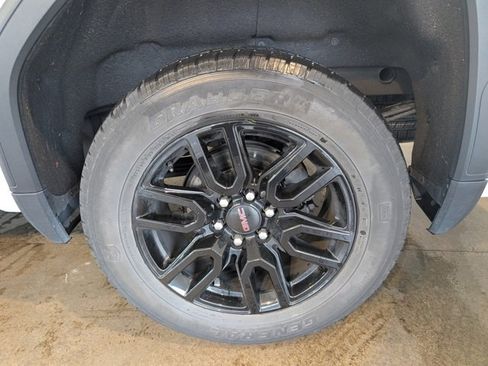 Used 2022 GMC Sierra 1500 Elevation image 7
