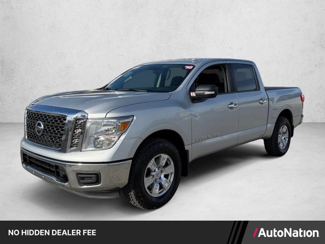 Used 2018 Nissan Titan SV AWD/4WD image 1
