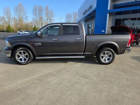 Used 2019 RAM 1500 Laramie w/ Convenience Group AWD/4WD image 2