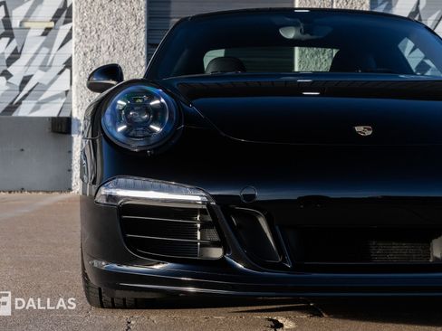 Used 2015 Porsche 911 Carrera GTS image 4