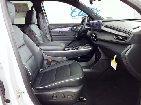 New 2026 Buick Enclave Sport Touring w/ Power Package image 21