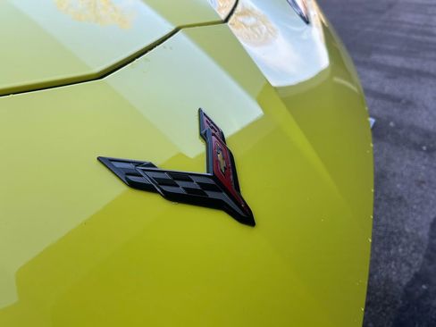 Used 2021 Chevrolet Corvette Stingray Premium Cpe w/ Z51 Performance Package image 42