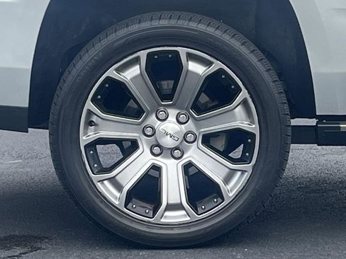 Used 2018 GMC Yukon Denali AWD/4WD image 33